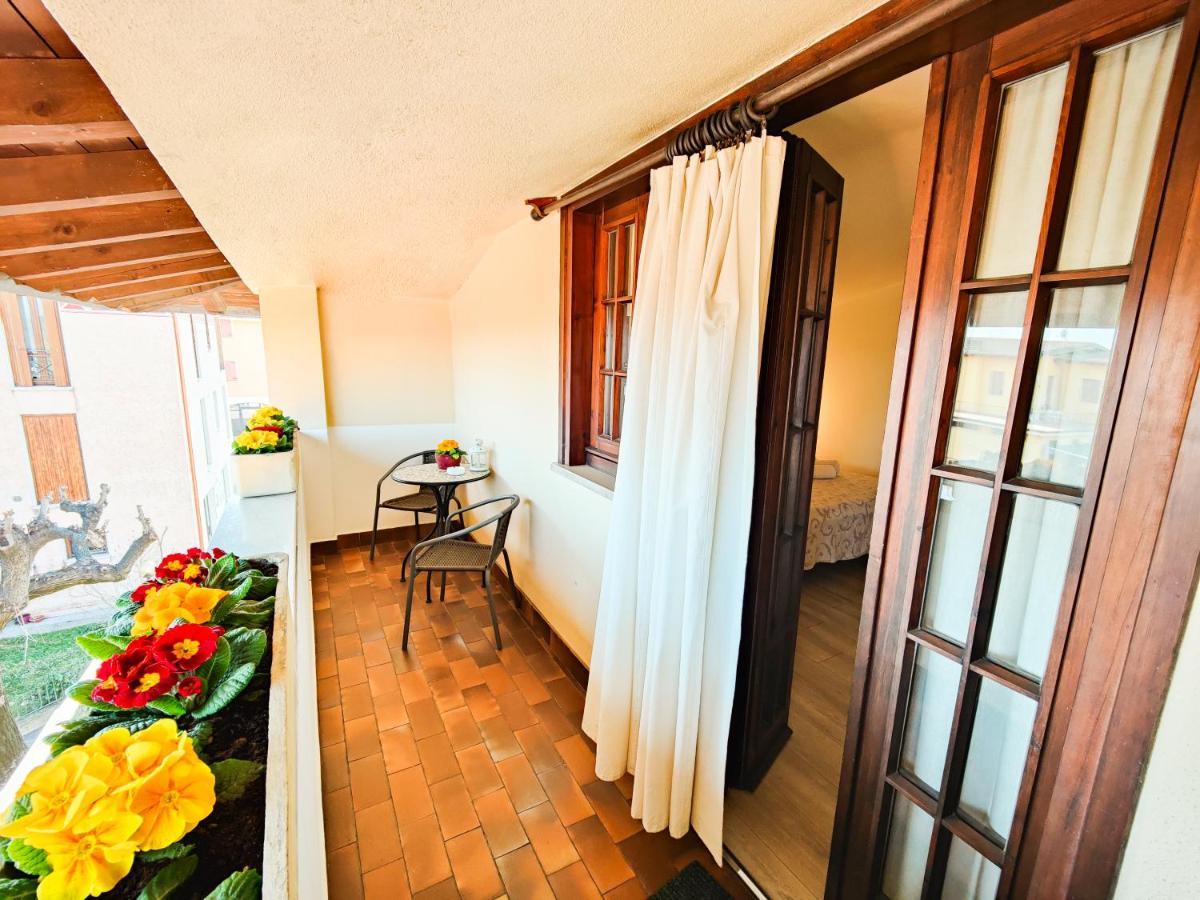 מנרבה דל גארדה Albergo B&B Tenesi מראה חיצוני תמונה