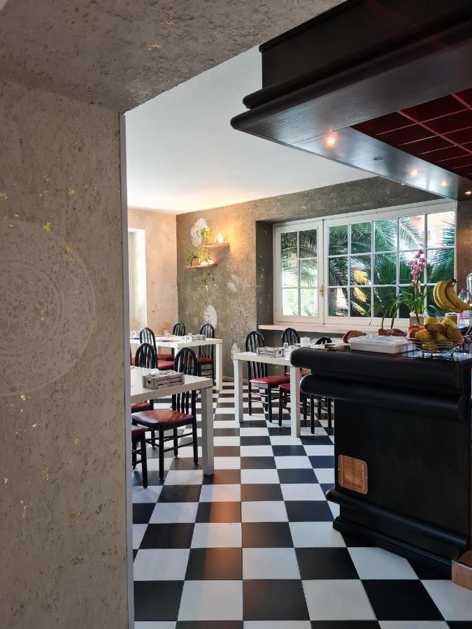 מנרבה דל גארדה Albergo B&B Tenesi מראה חיצוני תמונה