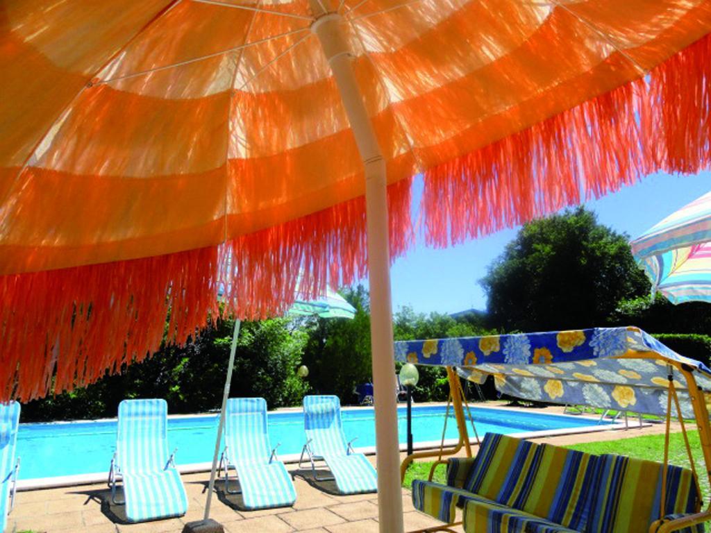 מנרבה דל גארדה Albergo B&B Tenesi חדר תמונה
